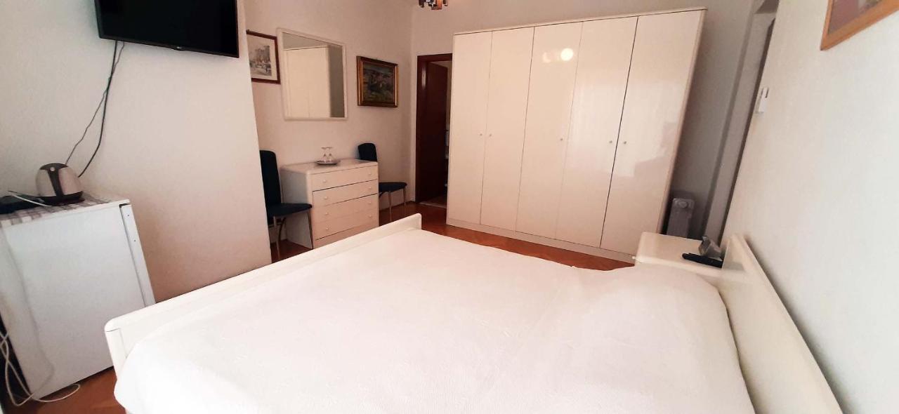 Rooms N&M Baška Voda المظهر الخارجي الصورة